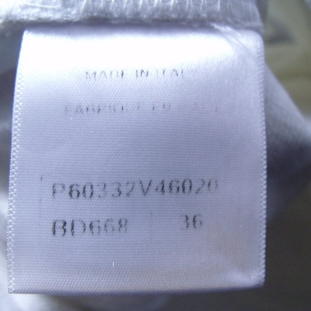 Chanel Cropped Jeans CC Buttons - Picture 8 of 15